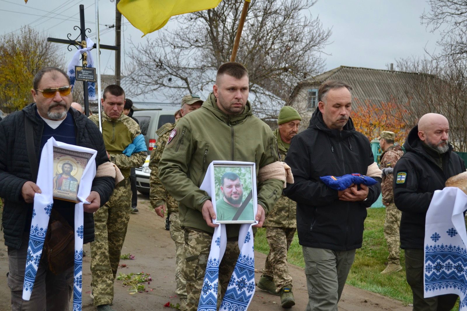 Громада прощалася зі своїм земляком — 34-річним захисником України Юрієм Тимченком